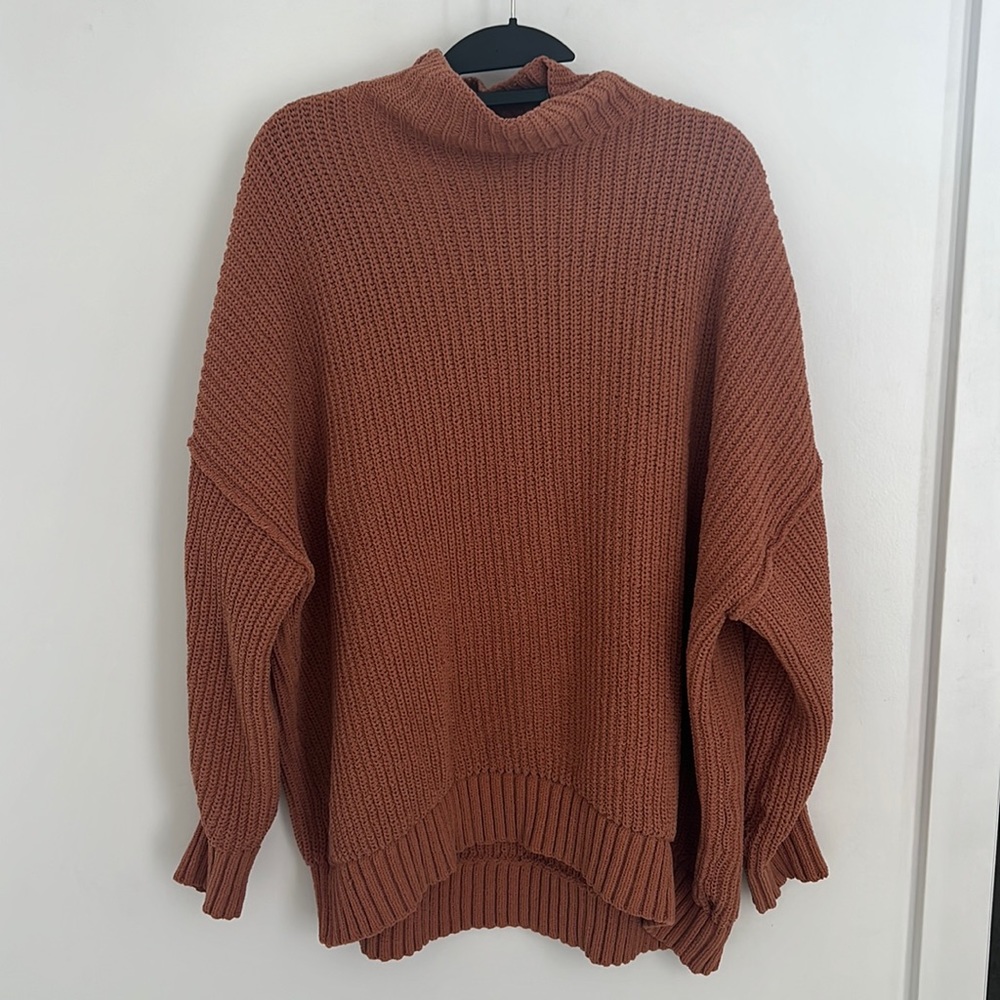 Aerie Oversized Knit Sweater - M